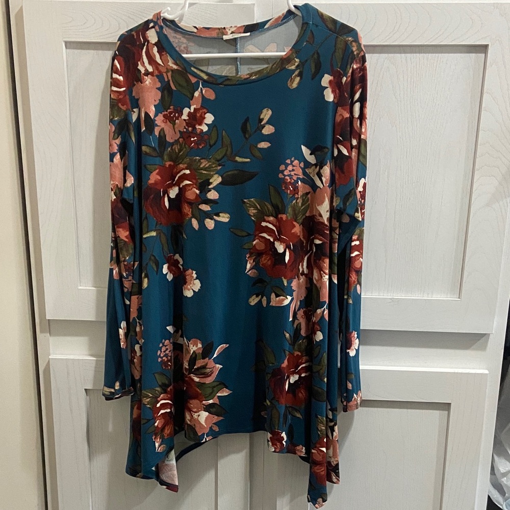 Floral Teal Women's Top